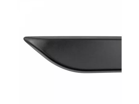 vw-golf-r-viii-listwy-boczne (3).webp