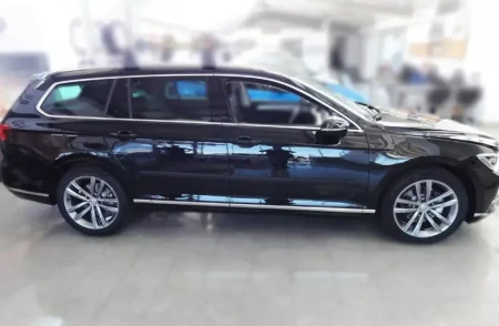 vw-passat-b8-kombi-listwy-boczne (3).jpg