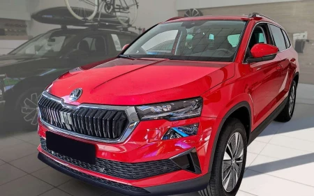 pol_pl_Nakladka-na-zderzak-tylny-Skoda-Karoq-Czarne-lustro-2672_2.jpg