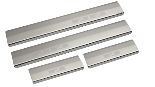 Przejdź do produktu Nakładki progowe Mazda 6 III 2013+ / FL 2019+ KOMBI/SEDAN