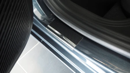 Renault Clio V 5D_29-1392_tył (1).JPG