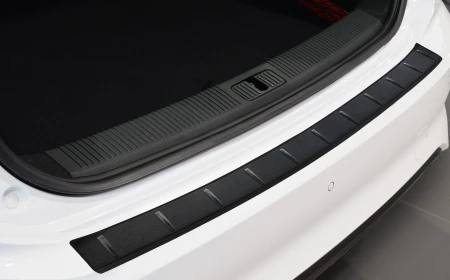 2 40346 MG 5 EV SW 2022- LB4L.jpg