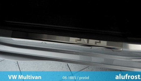 nakladki-progowe-volkswagen-multivan (2).jpg