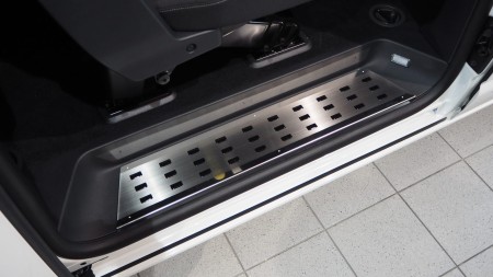 Volkswagen_T5_T6_08-0966_tylne (1).JPG