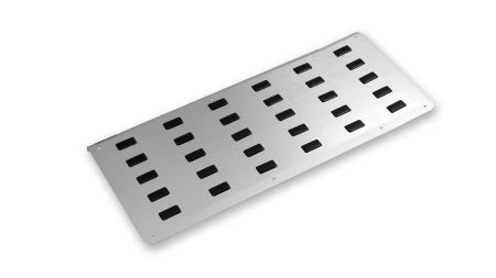 Opel Vivaro ll_2015-2019_08-0924_tył.JPG