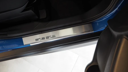 Mitsubishi_ASX_08-0623_przednie.JPG