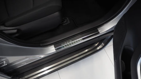 Toyota_RAV-4_V_29-0772_przednie.JPG