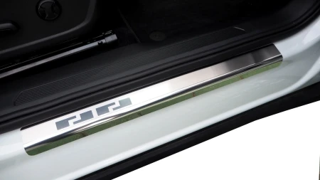 VW ID.5 2022-_08-1881_przednie.JPG