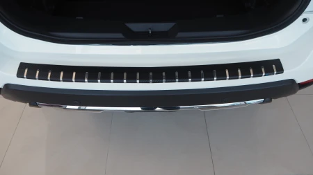 Nissan_X-Trail_III_(T32)_FL_30-5568_01.JPG