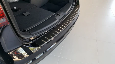 Seat_Alhambra_II_30-3618-02.jpg