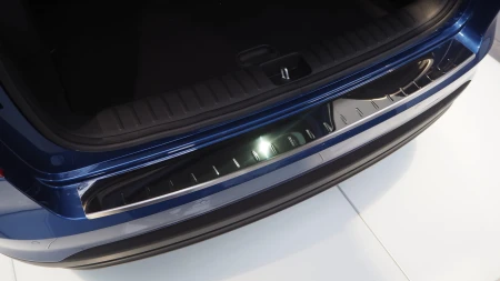 Hyundai_Tucson_III_FL_60-7249_01.JPG