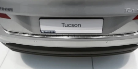 tloczona-nakladka-z-zagieciem-na-zderzak-stal-hyundai-santa-fe-iii-fl (1).jpg