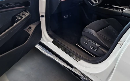 2 22283 VOLKSWAGEN ID.7 2023- NP1L.jpg