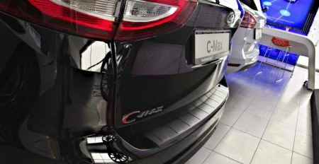c-max black2.jpg
