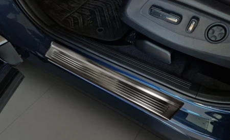2 09015 HONDA CR-V VI 2023- NP2L (1).jpg