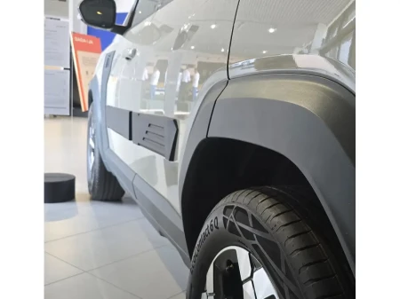 dacia-duster-iii-2024-listwy-boczne (4).webp