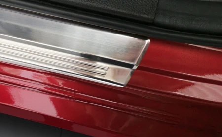 2 20012 SUZUKI SWIFT VII 2024- NP3L.jpg
