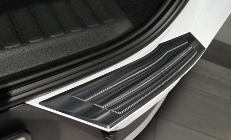 2 45387 FORD EXPLORER EV 2024- LB3L.jpg