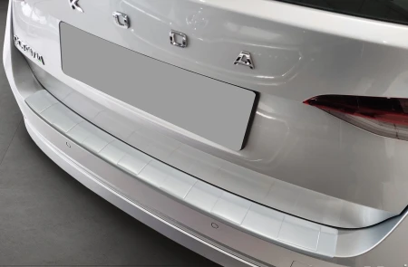 2 41103 SKODA OCTAVIA IV KOMBI 2019- LB1L.jpg