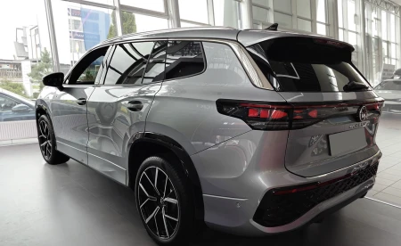 2 35838 VOLKSWAGEN TAYRON II 2025- TL.jpg