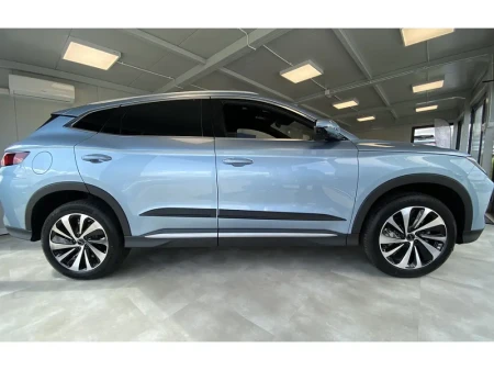 byd-seal-u-dm-i-listwy-boczne (3).webp