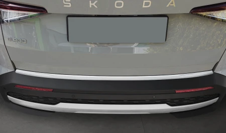 2 41107 SKODA ELROQ 2025- LB4L.jpg