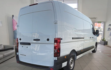 2 40239 RENAULT MASTER 2024- TL.jpg