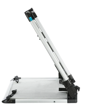 Barierka do bagażnika samochodowego, zapobiega wyskakiwaniu z bagażnika2.jpg