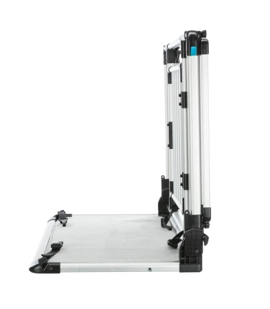 Barierka do bagażnika samochodowego, zapobiega wyskakiwaniu z bagażnika4.jpg