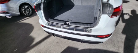Audi Q6 Zderzak ZE.jpg