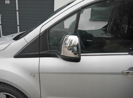 Nakladki-na-lusterka-Ford-Transit-Connect-2014-Producent-Omtec.jpg