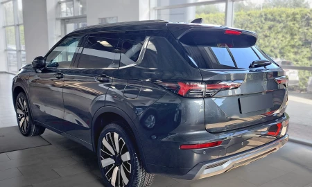 2 12020 MITSUBISHI OUTLANDER IV 2025- TL.jpg