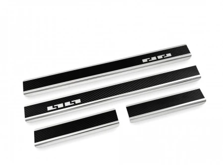 nakladki-progowe-folia-karbonowa-chery-tiggo-4 (2).jpg