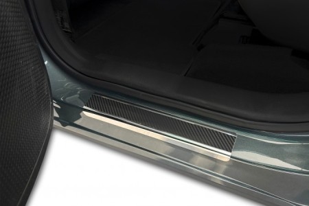 nakladki-progowe-folia-karbonowa-chery-tiggo-8 (1).jpg