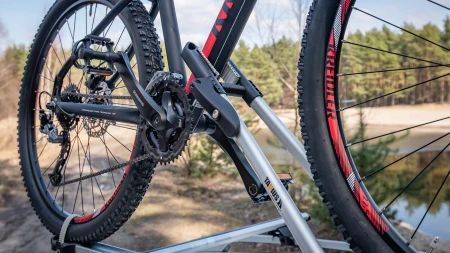 Bike_up_9_83d028c5a280ea0bfb202cababa2f899.jpg