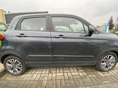 leapmotor-t03-listwy-boczne (3).webp