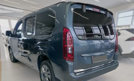 2 38123 Toyota Proace City Verso 2019-2024, FL 2024- TL.jpg