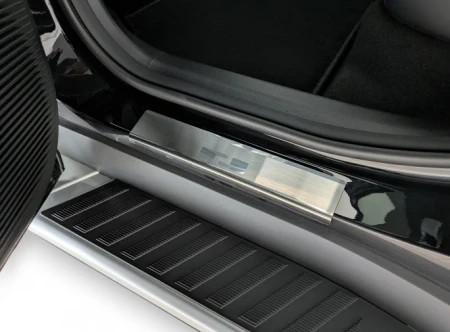 nakladki-progowe-baic-bj30 (1).jpg