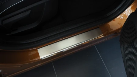 SATIN4.JPG