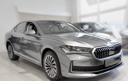 2 38208 Skoda SUPERB IV liftback 2023- AL.jpg