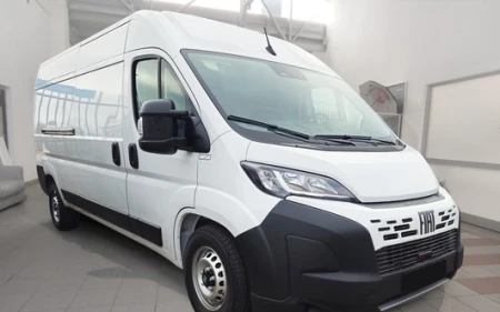pol_pm_Nakladka-listwa-ochronna-na-zderzak-tylny-Fiat-Ducato-3-Ciemny-grafit-2928_2.jpg