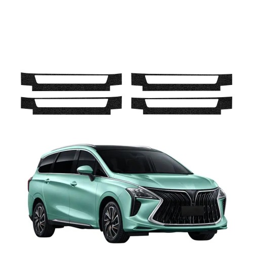 Przejdź do produktu Powłoka techniczna na progi do Forthing U-tour 2024+ GRIZZ 4w1 HeavyDuty Czarna 
