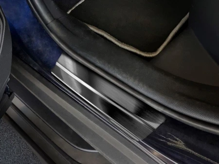 Toyota_RAV4_V tył.jpg