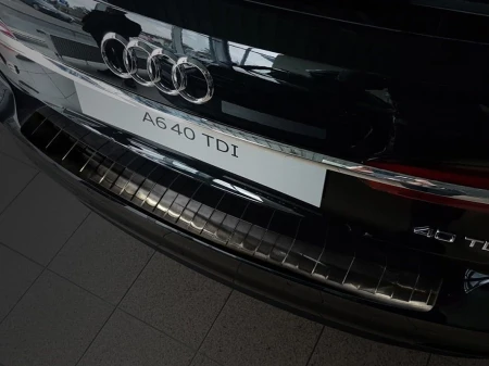 AUDI-A6-C8-Kombi-Czarna2.jpg