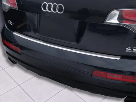 Audi-Q7-Nakladka-listwa-ochronna-na-zderzak-tylny-.jpg