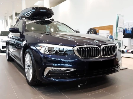 BMW-serii-5-G31-Touring-Nakladka-listwa-ochronna-na-zderzak-tylny4.jpg