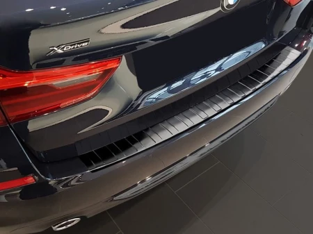 BMW-serii-5-G31-Touring-czarny2.jpg