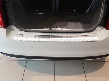 FIAT-500-Hatchback-fl3.jpg