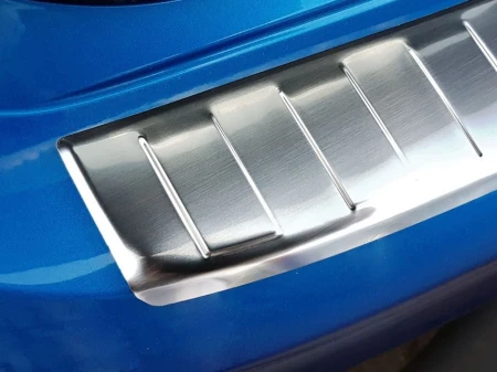 Ford-Focus-4-Hatchback-Stal-15.jpg