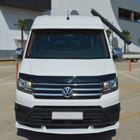 pol_pl_Nakladka-ochronna-na-maske-czarna-owiewka-ABS-Volkswagen-Crafter-od-2018-16747_4.jpg
